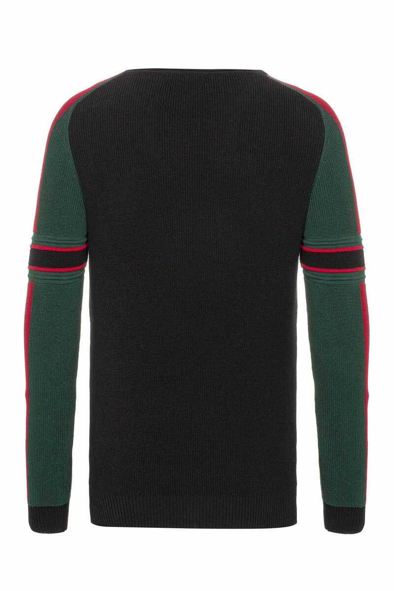 CP249 O Yaka Erkek Kazak