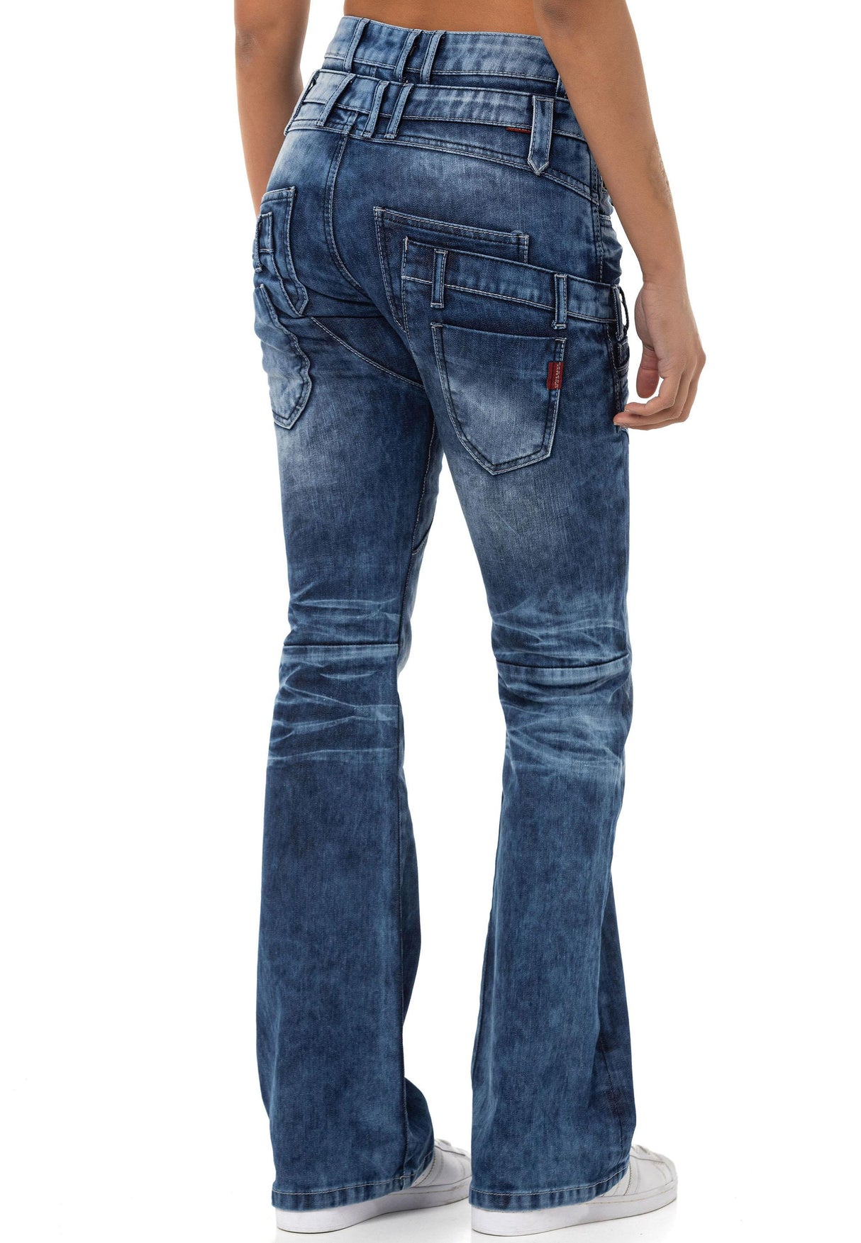 WD530 İspanyol Paça Yıkama Efektli Kadın Jean Pantolon