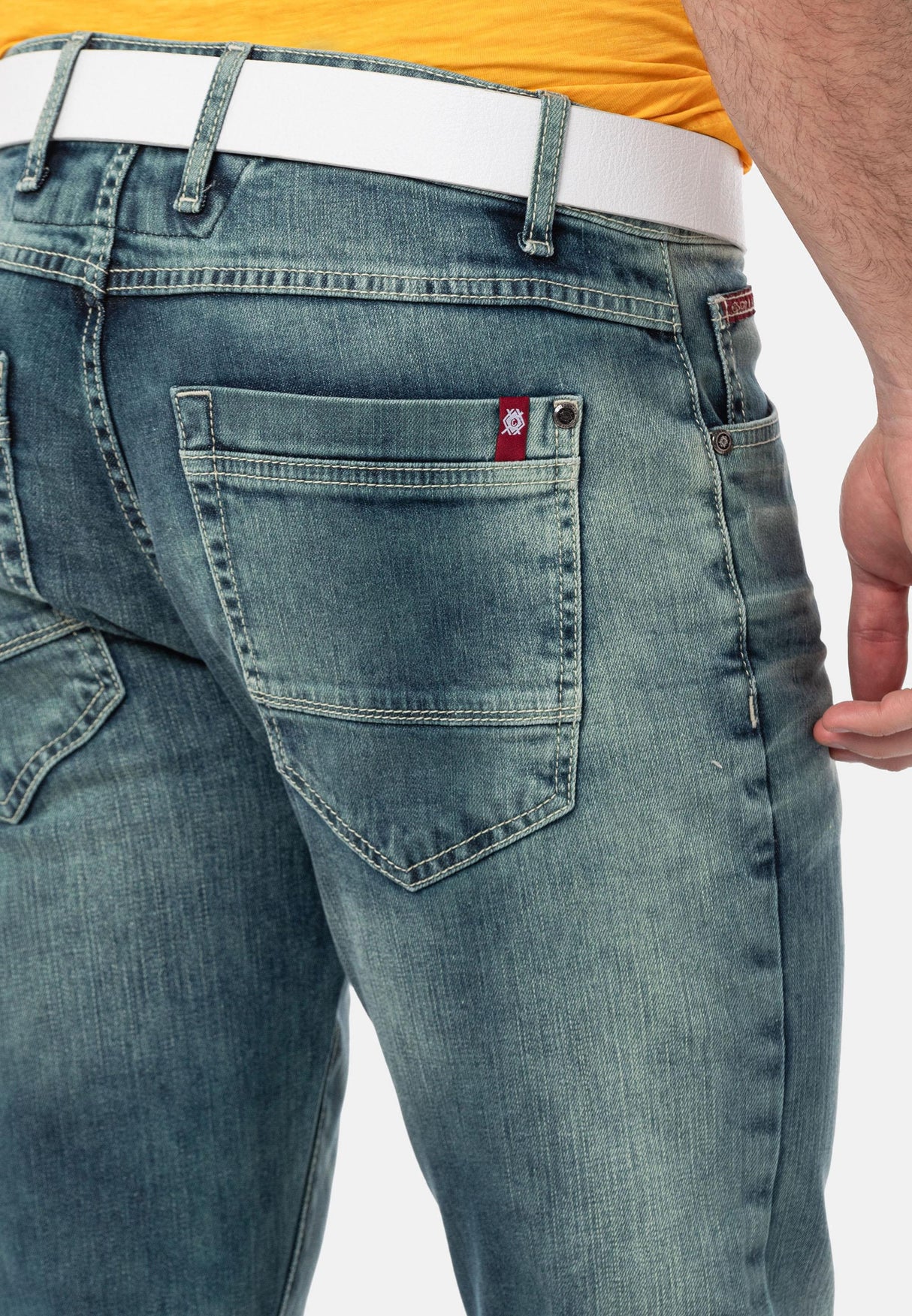 CD860 SleekLine Men Jeans