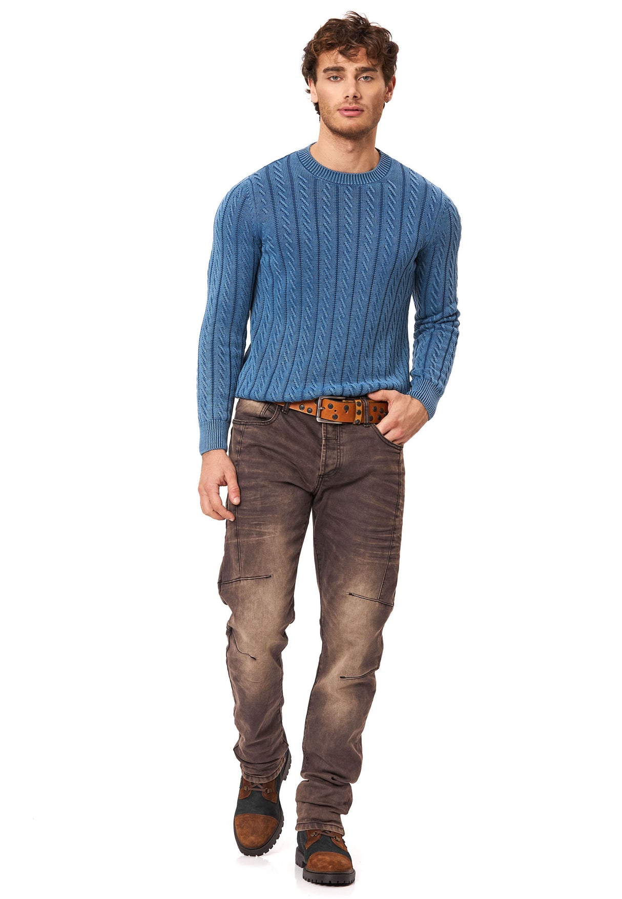 CP285 Erkek Triko Kazak – Zamansız Şıklık ve Üstün Konfor