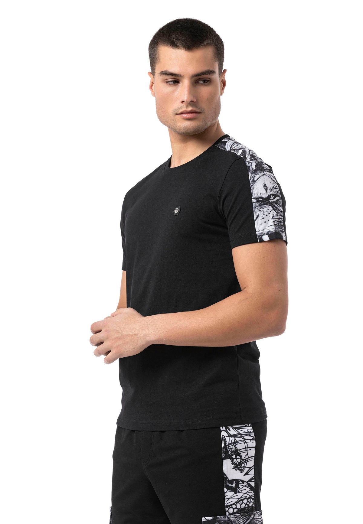 Erkek Regular Fit Desenli Kol Detaylı Modern Tişört CT817