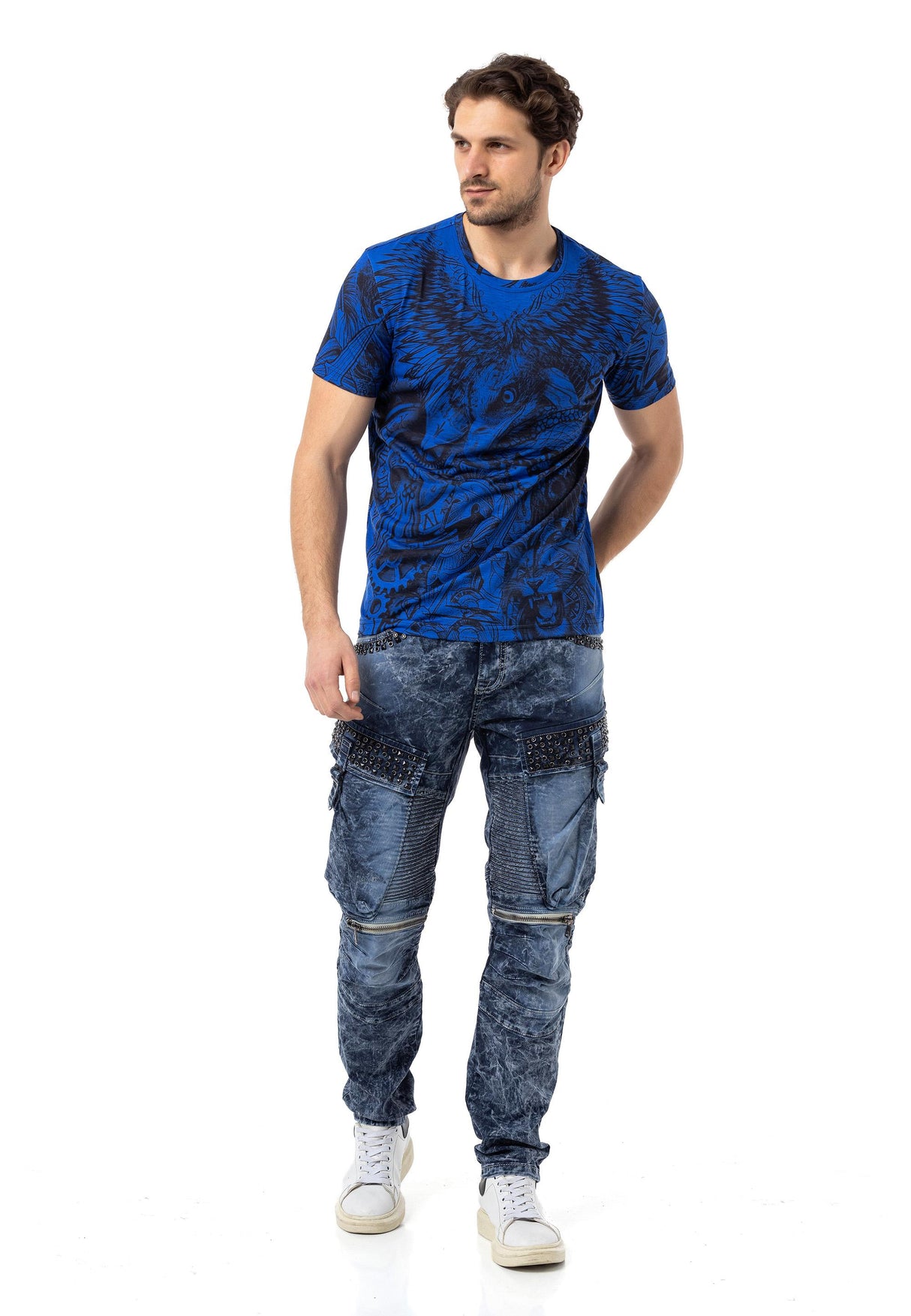 CT781 Men’s Crew Neck T-Shirt with Bold Eagle Graphic Design