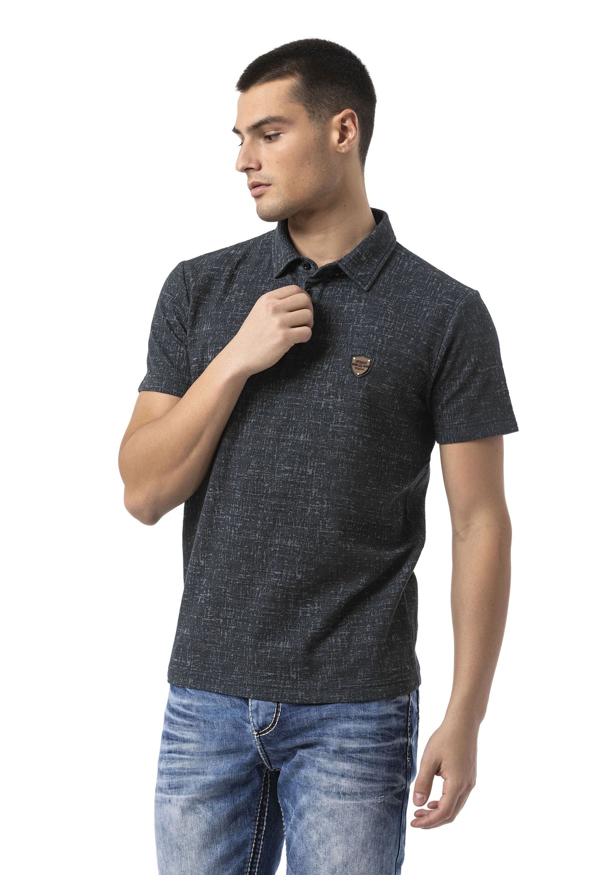 CT825 Men’s Polo Collar Badge-Detail T-Shirt