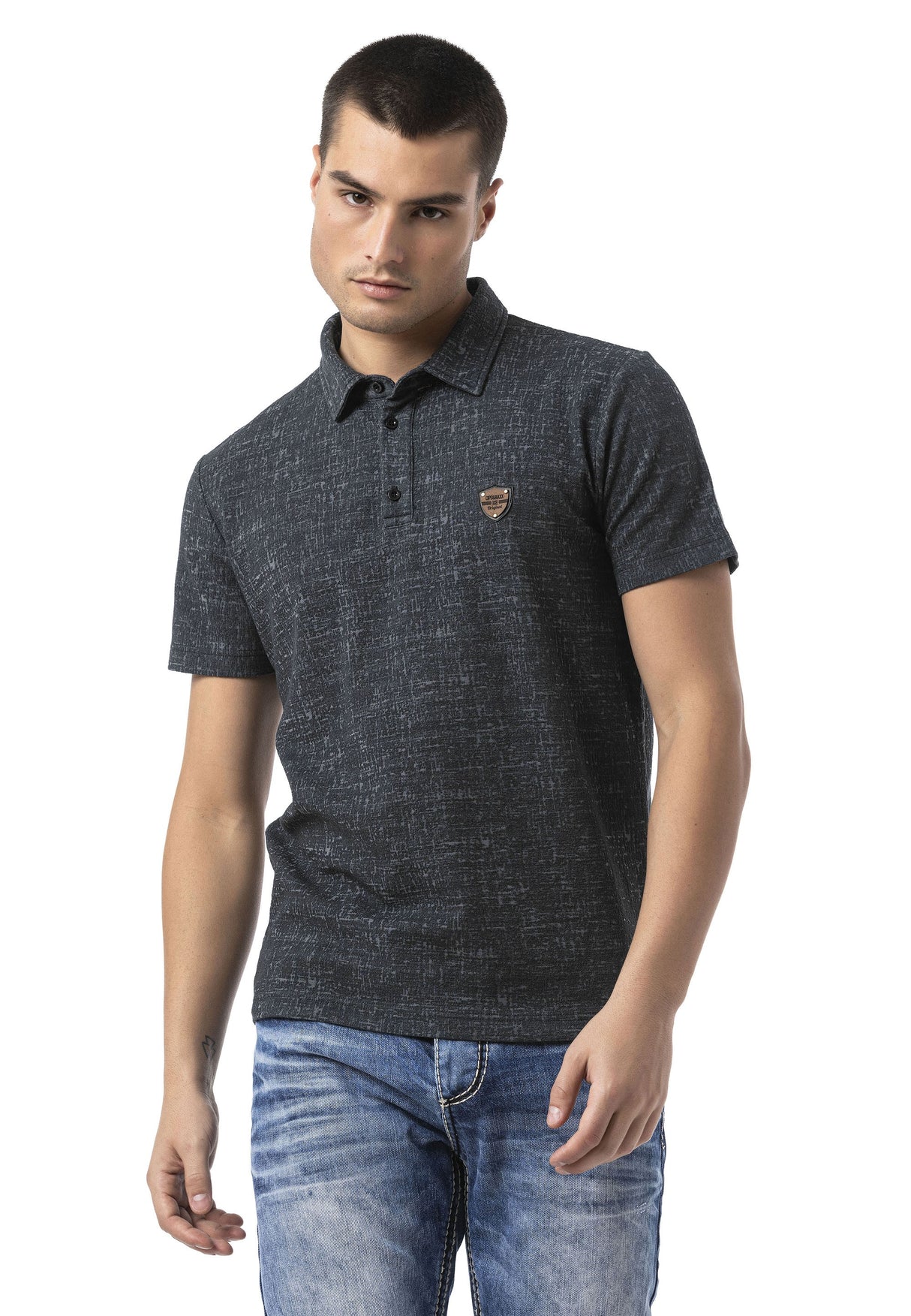 CT825 Men’s Polo Collar Badge-Detail T-Shirt