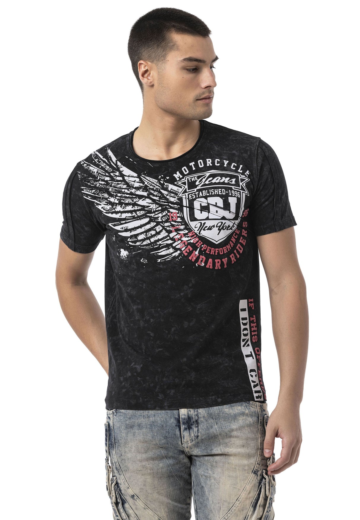 CT809 Erkek T-Shirt – Dikkat Çekici Ön Baskı & Modern Streetwear Tarzı