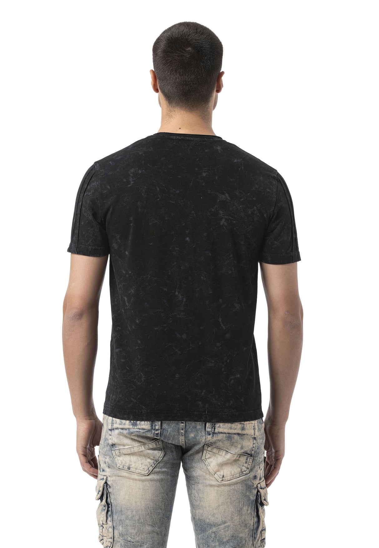 CT809 Erkek T-Shirt – Dikkat Çekici Ön Baskı & Modern Streetwear Tarzı