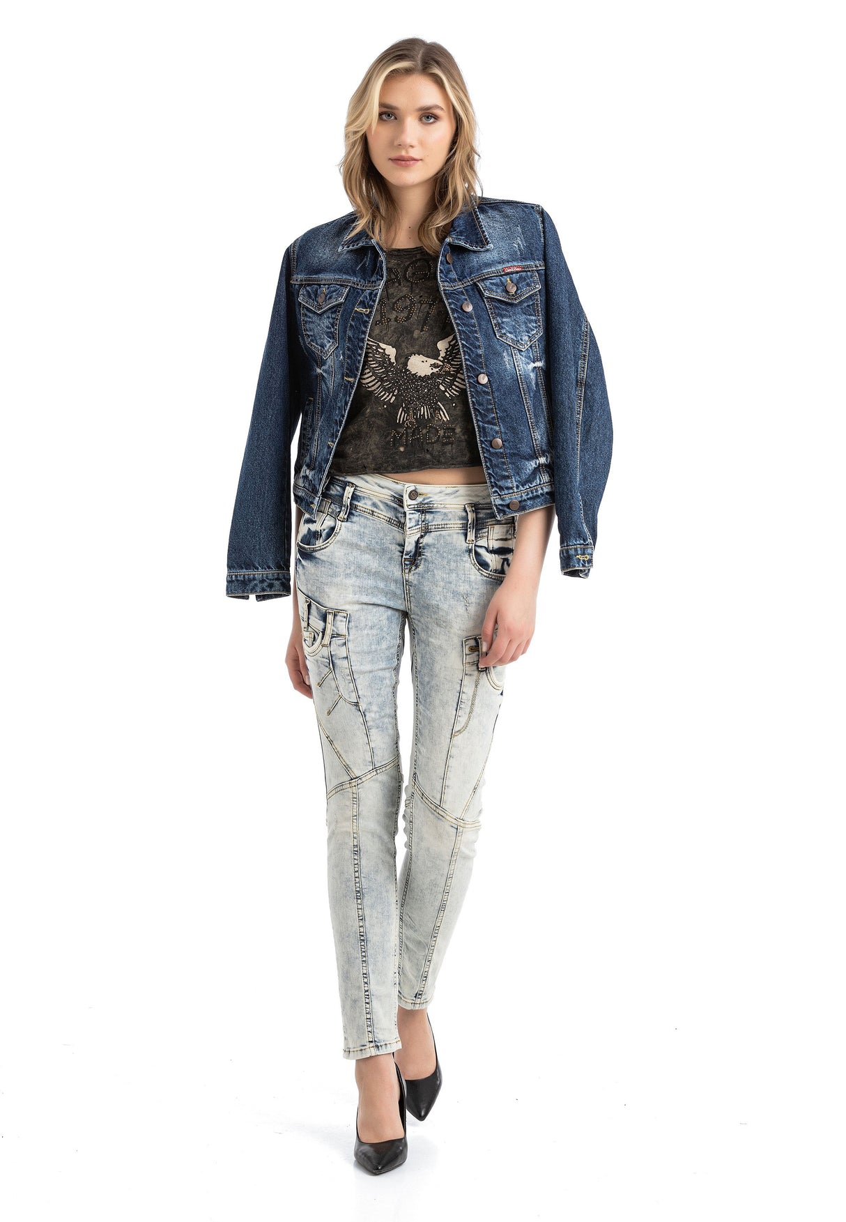 WD216 – Women’s Casual Fit High-Waist Jeans