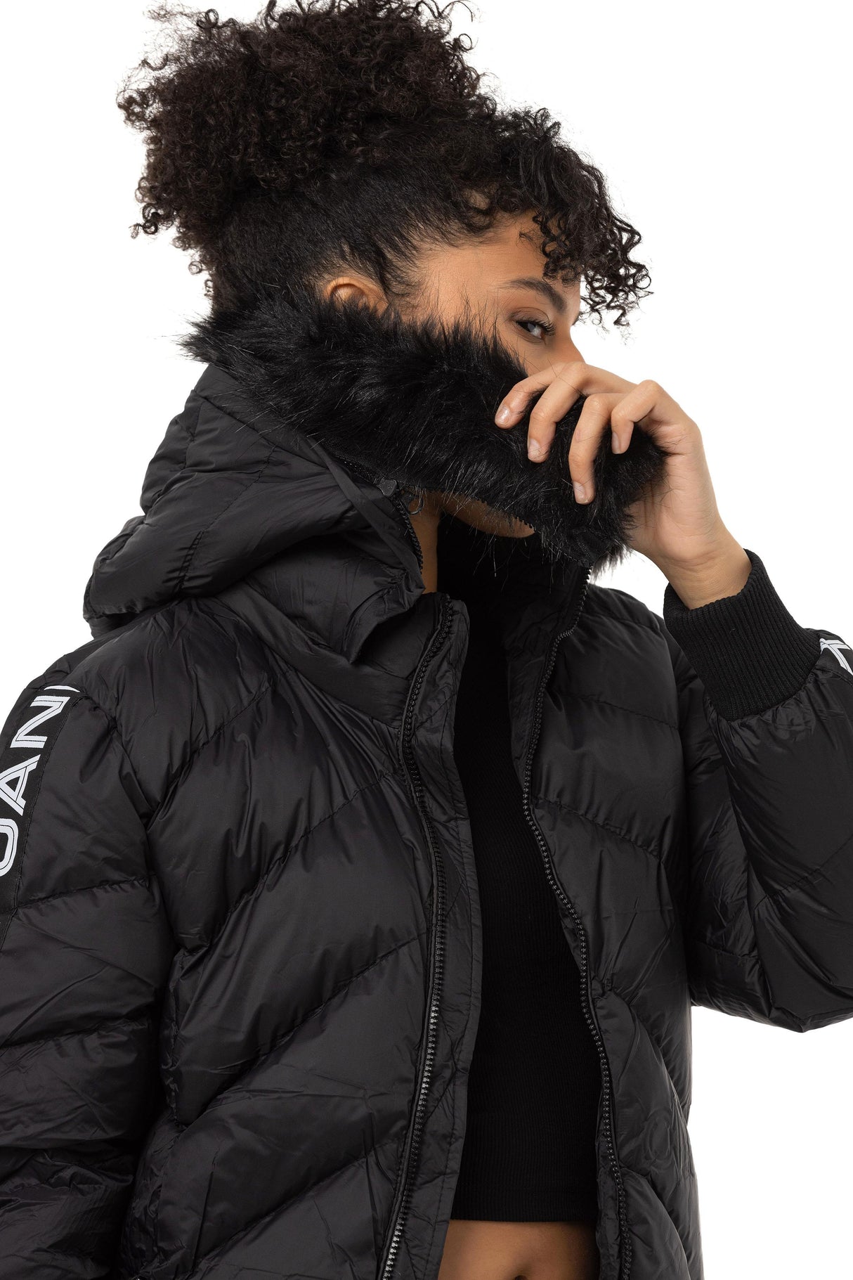 WM133 Yazı Şeritli Kadın Şişme Mont