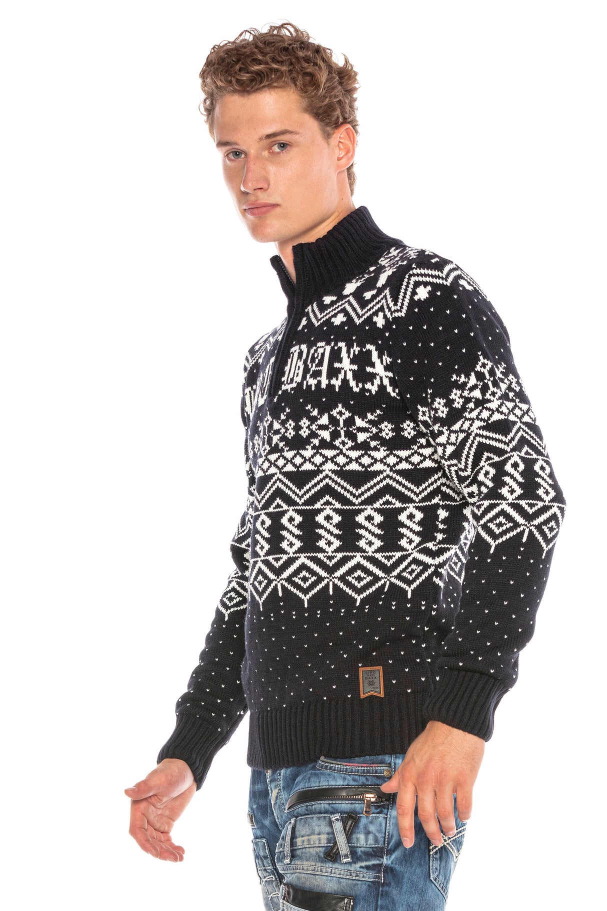 CP233 Dik Yaka Fermuarlı Desenli Kalın Kazak