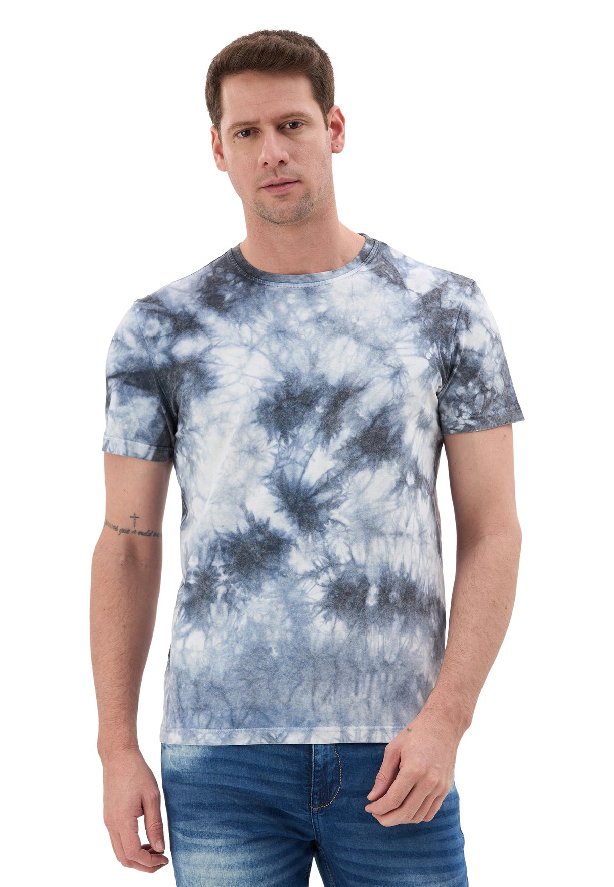 Batik Desenli Bisiklet Yaka Regular Fit Kısa Kollu Erkek T-shirt CT864