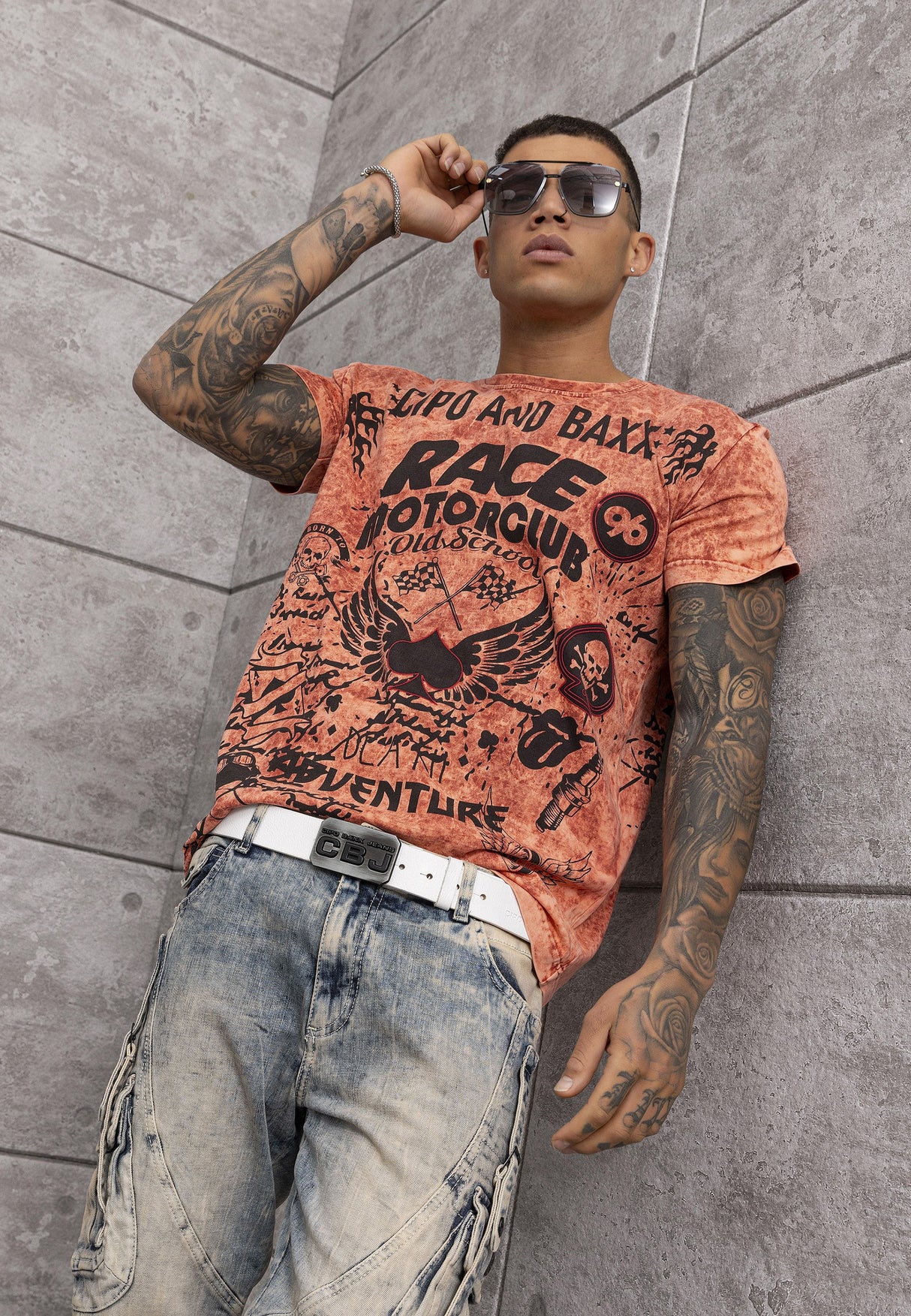 CT800 – Men’s Bold Graphic Power Fit T-Shirt
