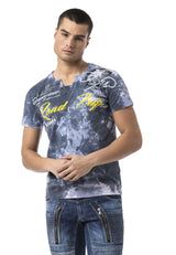 Erkek Regular Fit Baskılı Düğmeli V Yaka Kısa Kollu Tişört CT804