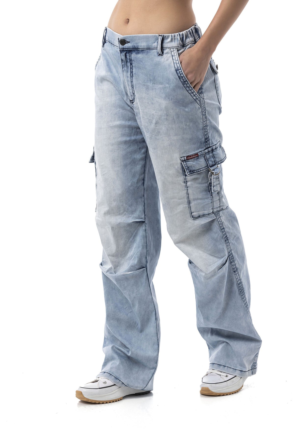 WD544 Kadın Bol Paça Kot Pantolon – Kargo Cepli Buz Mavisi Rahat Kesim Pantolon