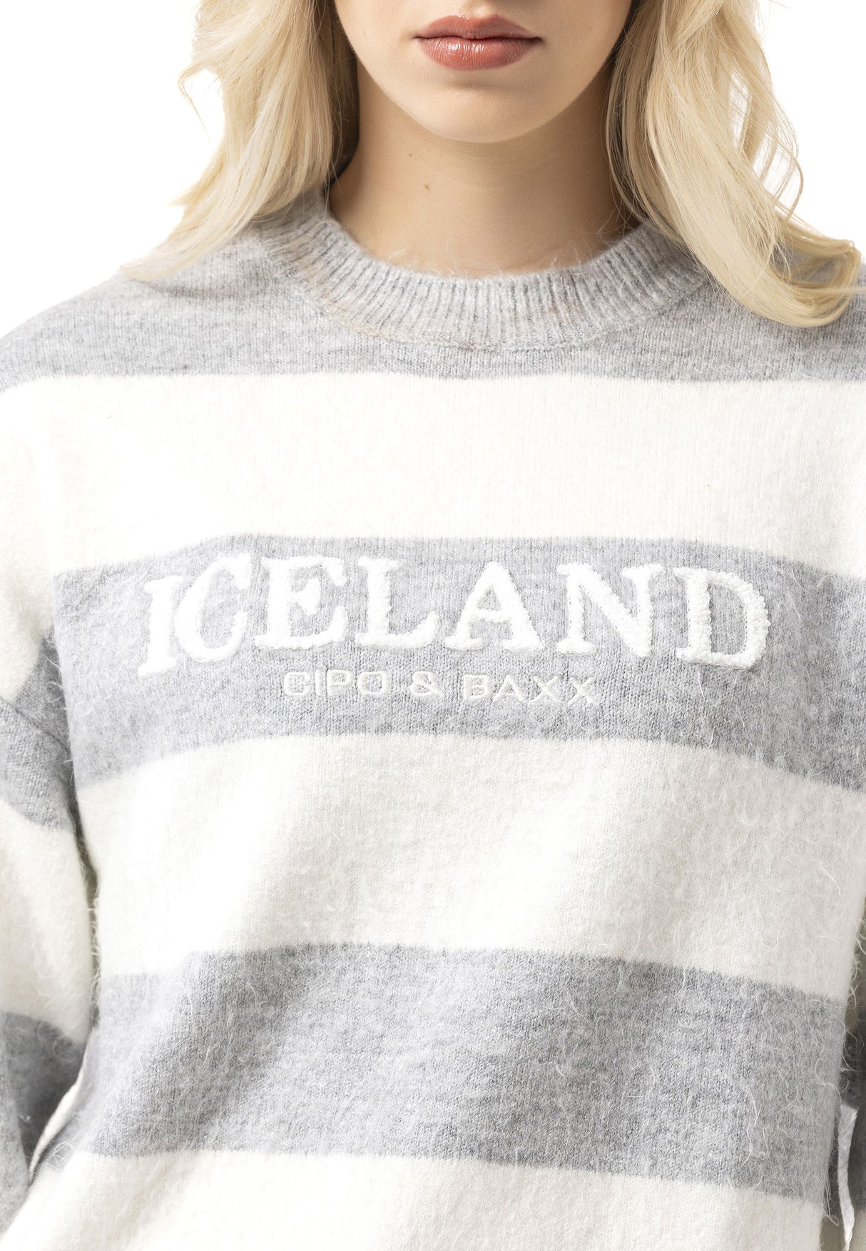 WP263 Kadın Örgü Kazak - "ICELAND Copenhagen Studios" Ön Baskılı Çizgili Kazak
