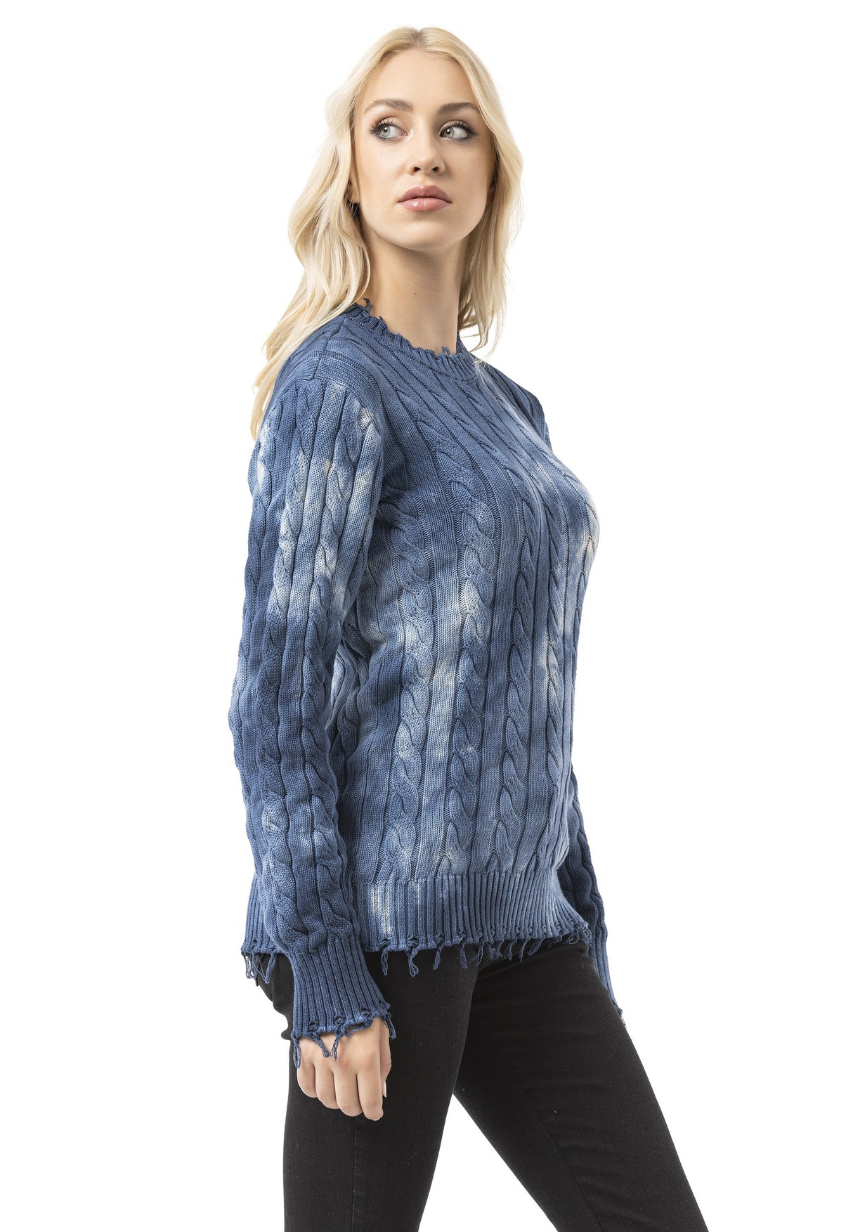 WP268 Kadın Örgü Kazak – Tie-Dye Desenli ve Kabartmalı Yapılı Kazak | Günlük ve Sokak Giyimine Uygun Modern ve Rahat Bir Görünüm