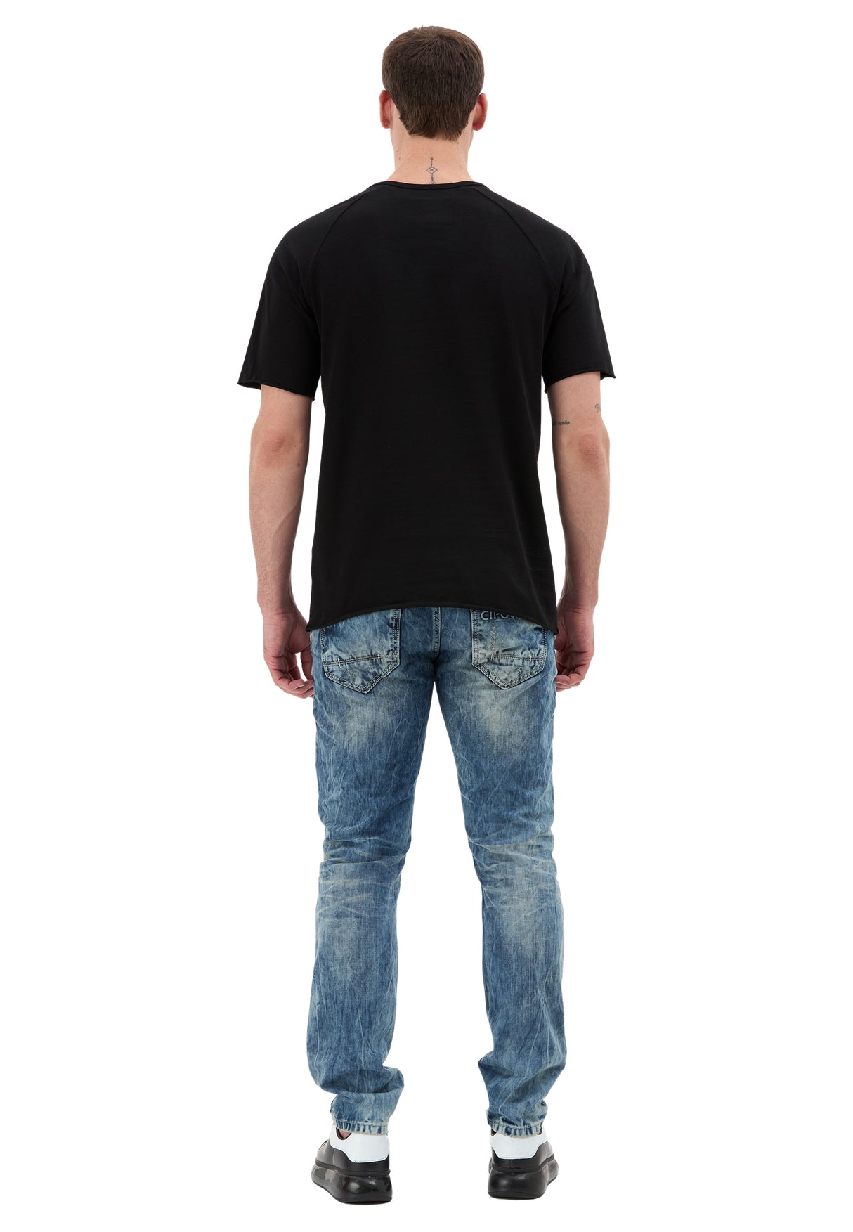 Erkek Siyah Regular Fit Bisiklet Yaka Düğmeli Pamuklu Kısa Kollu Basic Tişört CT857