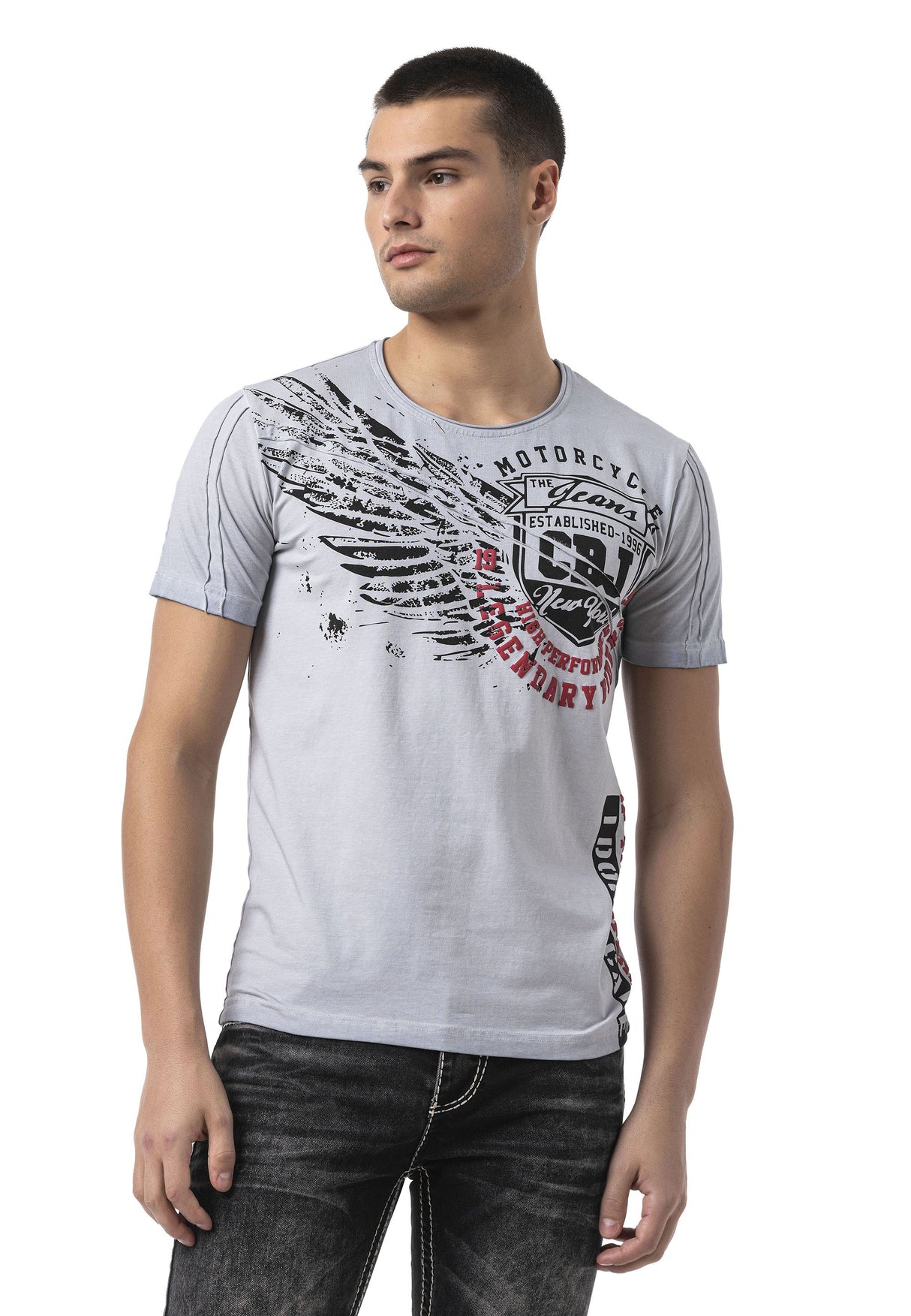 CT809 Erkek T-Shirt – Dikkat Çekici Ön Baskı & Modern Streetwear Tarzı