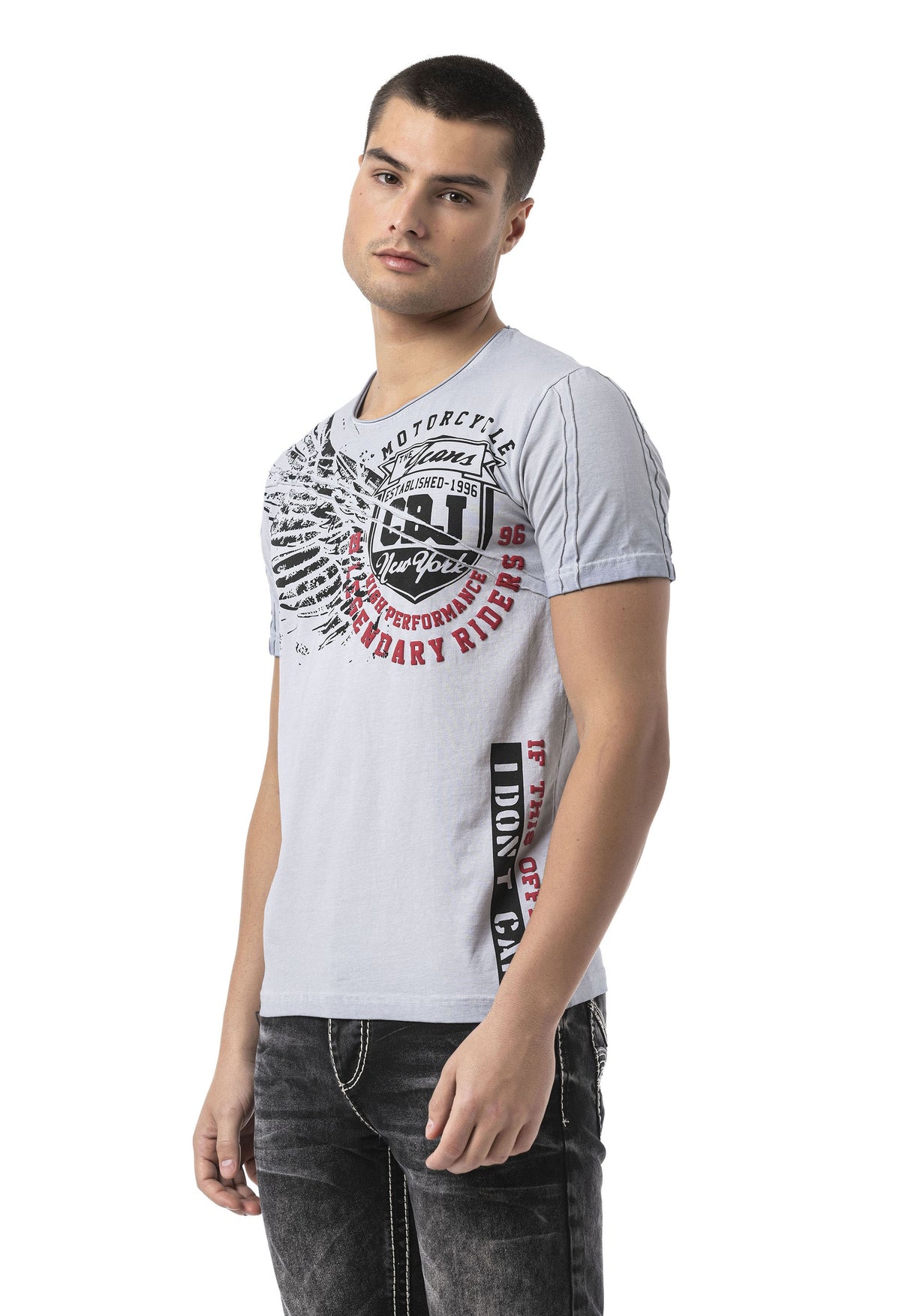 CT809 Erkek T-Shirt – Dikkat Çekici Ön Baskı & Modern Streetwear Tarzı