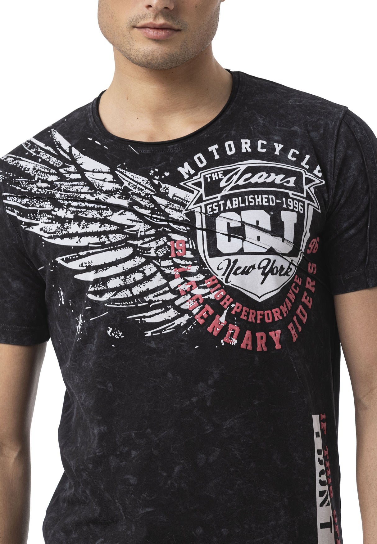 CT809 Erkek T-Shirt – Dikkat Çekici Ön Baskı & Modern Streetwear Tarzı