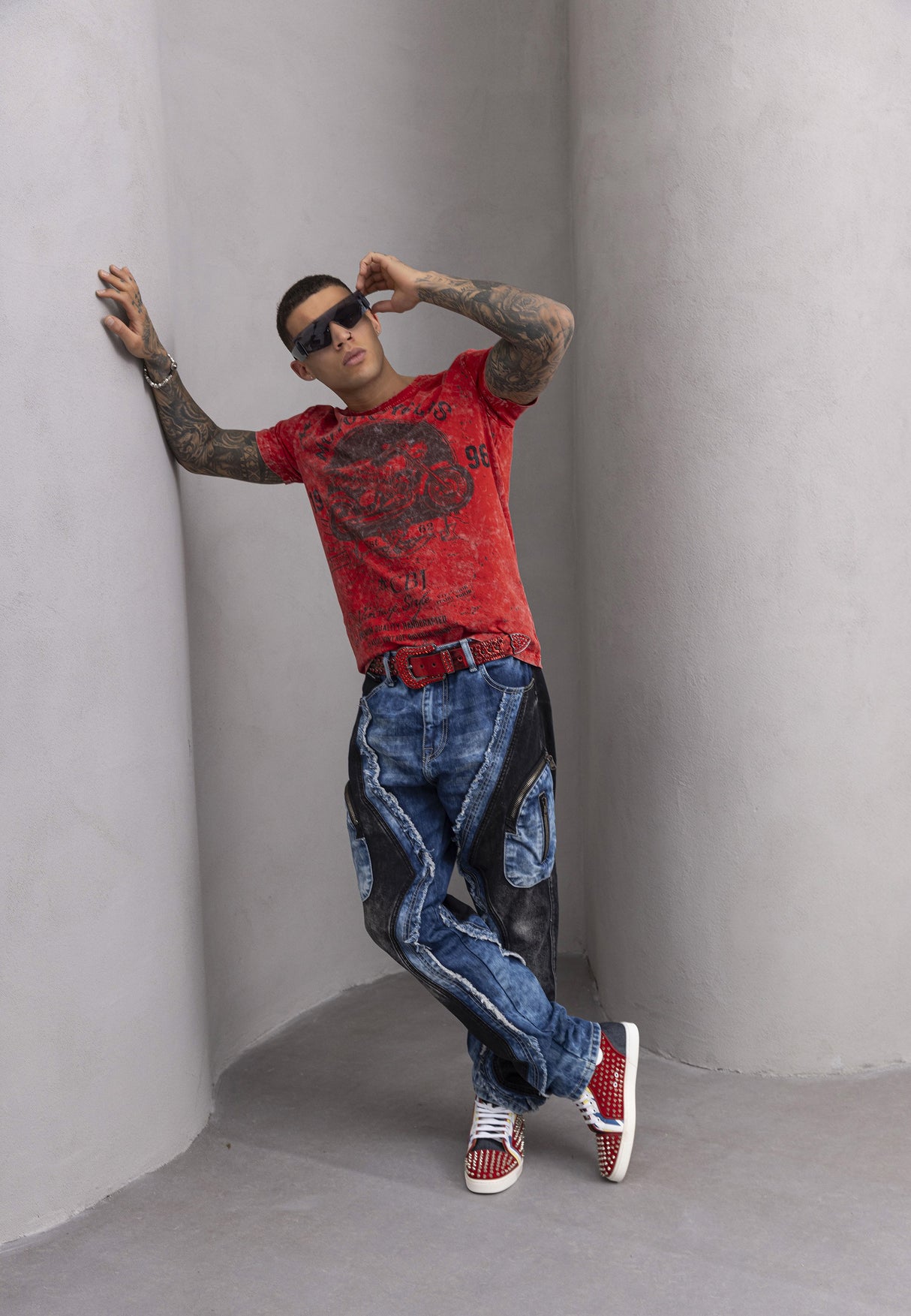 CT813 Erkek T-Shirt – Modern Baskılı, Rahat Kesim, Yumuşak Dokulu Günlük Üst